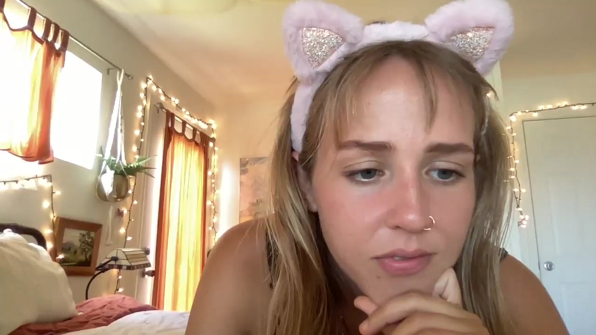 Gallery image thumbnail from PrincessElla_'s myfreecams stream on, 05/21/2024, 22:19 image 9 of 20
