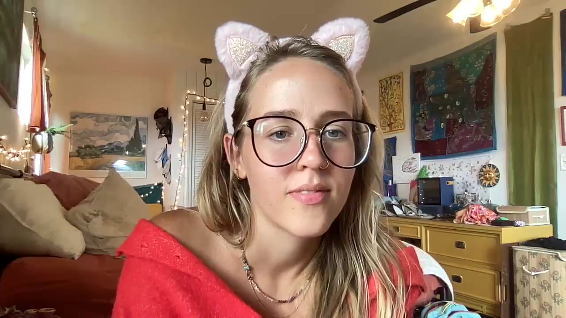 Gallery image thumbnail from PrincessElla_'s myfreecams stream on, 05/24/2024, 24:21 image 10 of 20