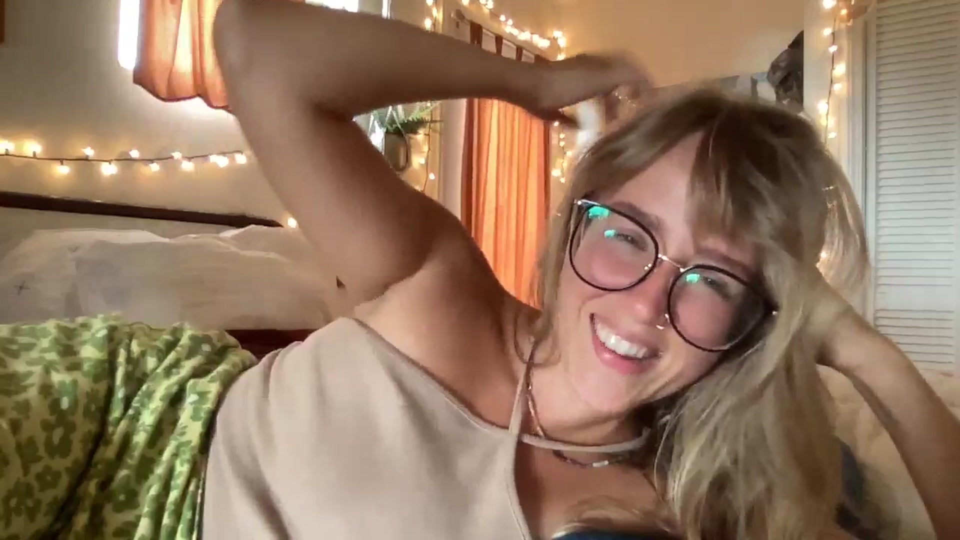 Gallery image thumbnail from PrincessElla_'s myfreecams stream on, 06/08/2024, 02:53 image 15 of 20