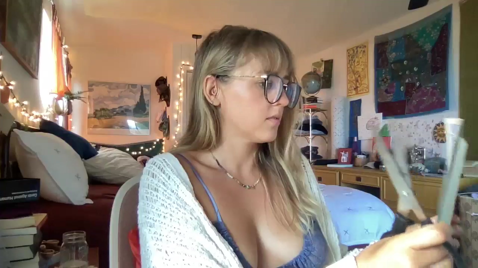 Gallery image thumbnail from PrincessElla_'s myfreecams stream on, 06/15/2024, 20:41 image 12 of 20