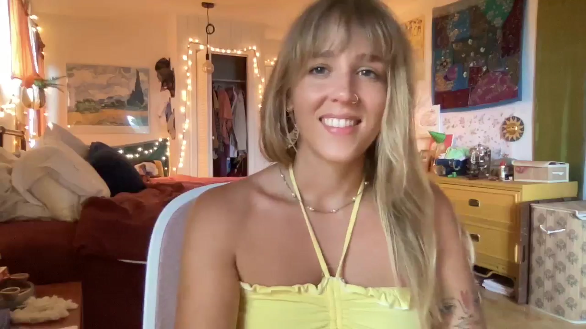Gallery image thumbnail from PrincessElla_'s myfreecams stream on, 06/28/2024, 20:35 image 4 of 20