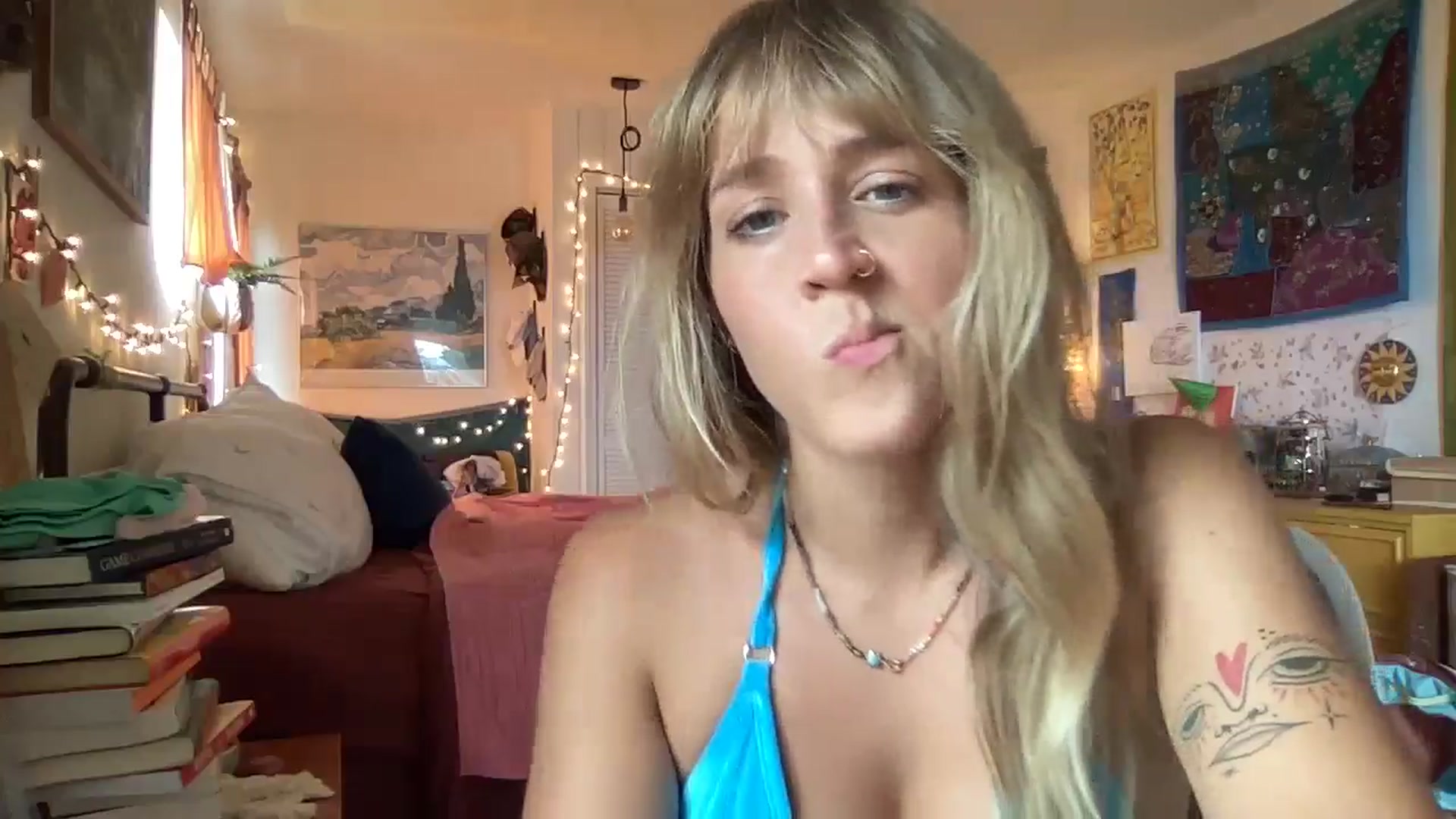 Gallery image thumbnail from PrincessElla_'s myfreecams stream on, 07/01/2024, 22:43 image 14 of 20
