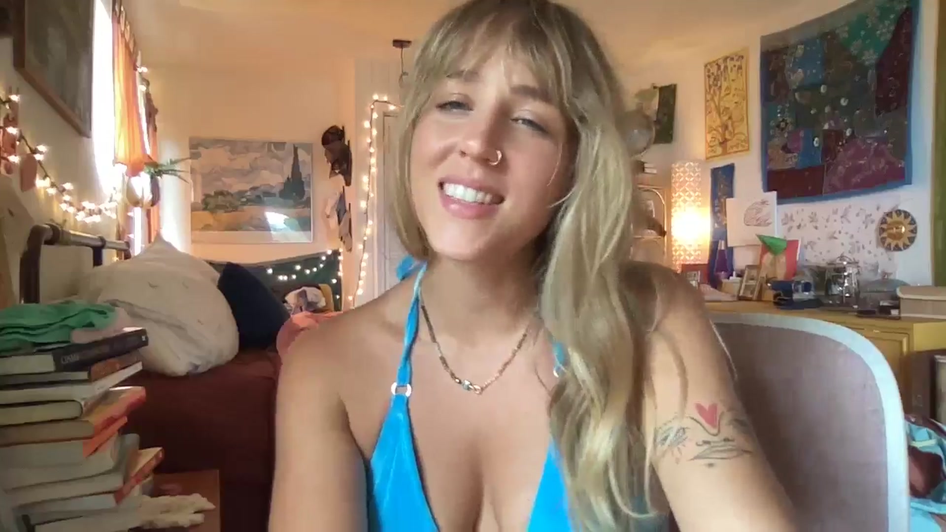 Gallery image thumbnail from PrincessElla_'s myfreecams stream on, 07/01/2024, 22:43 image 12 of 20