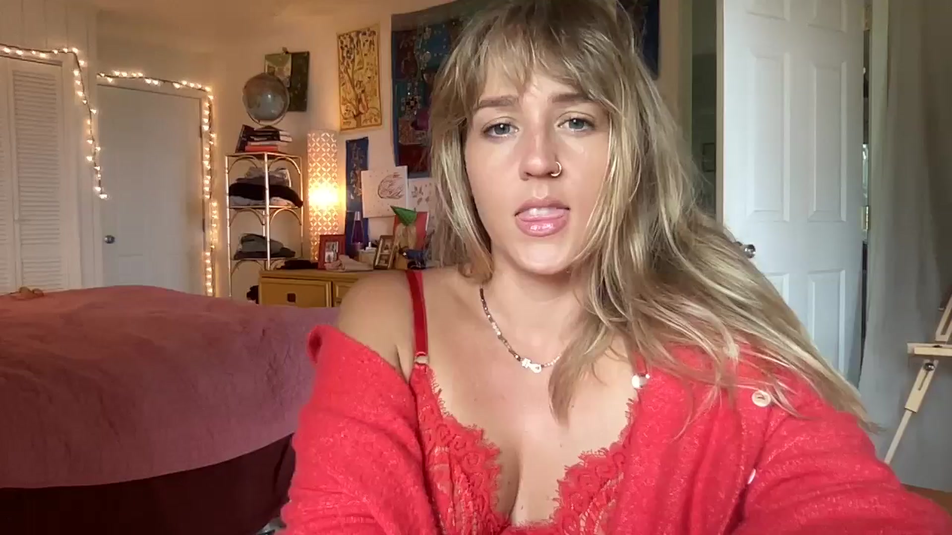 Gallery image thumbnail from PrincessElla_'s myfreecams stream on, 07/02/2024, 23:02 image 2 of 20