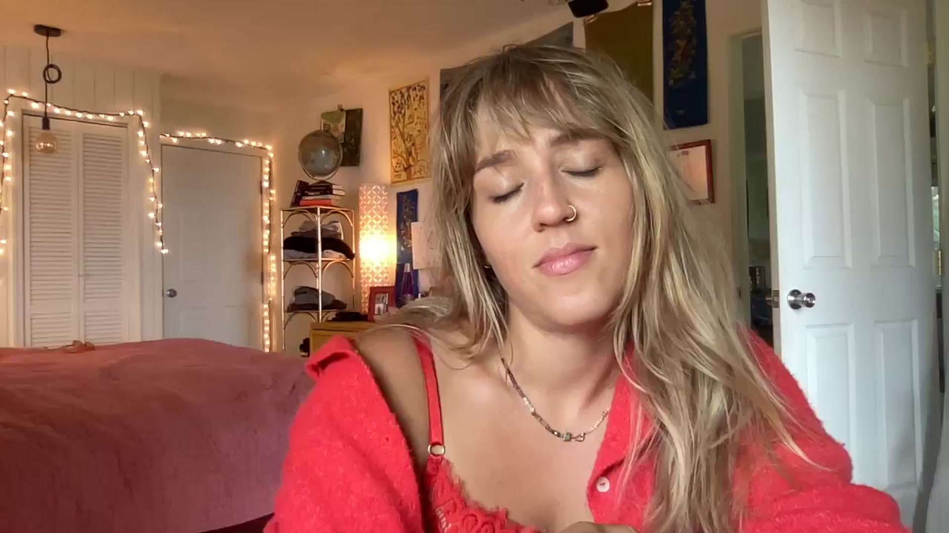 Gallery image thumbnail from PrincessElla_'s myfreecams stream on, 07/02/2024, 23:02 image 16 of 20