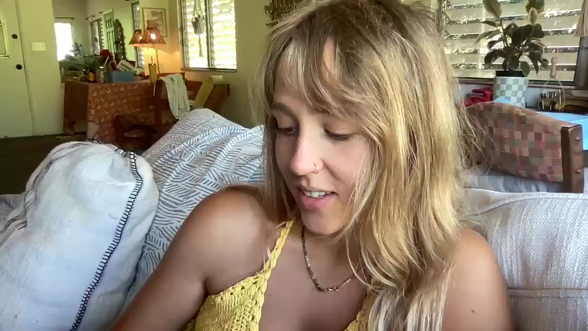 Gallery image thumbnail from PrincessElla_'s myfreecams stream on, 07/03/2024, 20:24 image 8 of 20