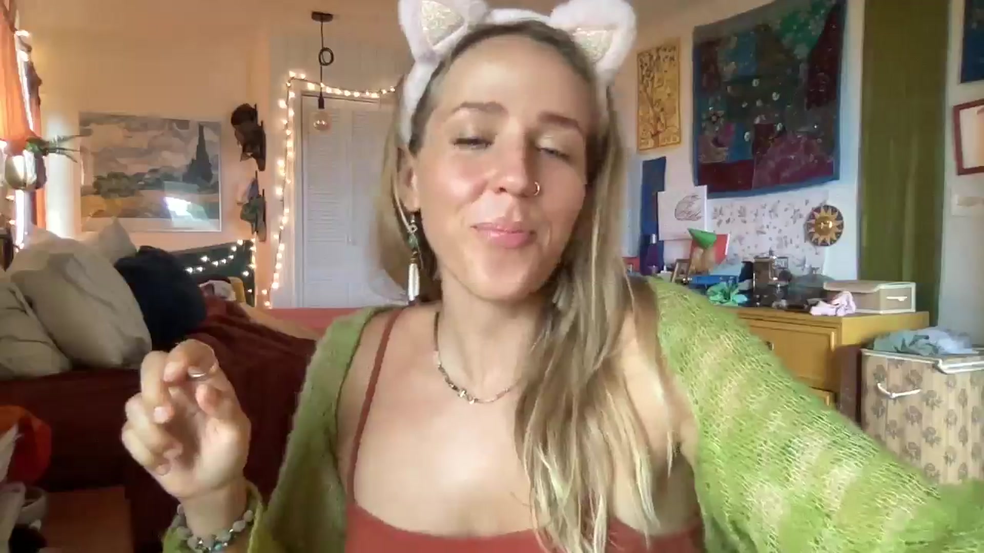 Gallery image thumbnail from PrincessElla_'s myfreecams stream on, 07/06/2024, 22:14 image 19 of 20