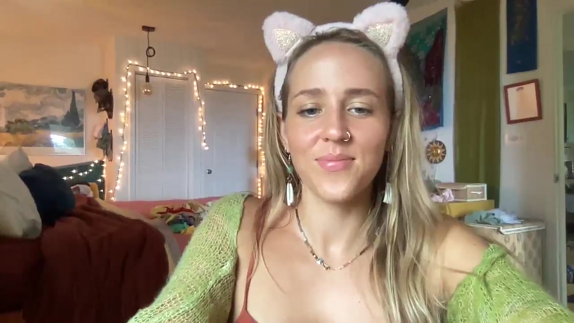 Gallery image thumbnail from PrincessElla_'s myfreecams stream on, 07/06/2024, 22:14 image 7 of 20