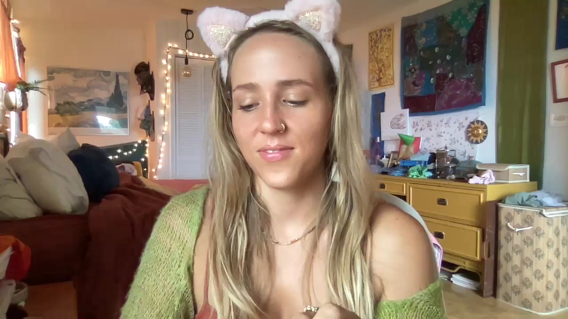 Gallery image thumbnail from PrincessElla_'s myfreecams stream on, 07/06/2024, 22:14 image 18 of 20
