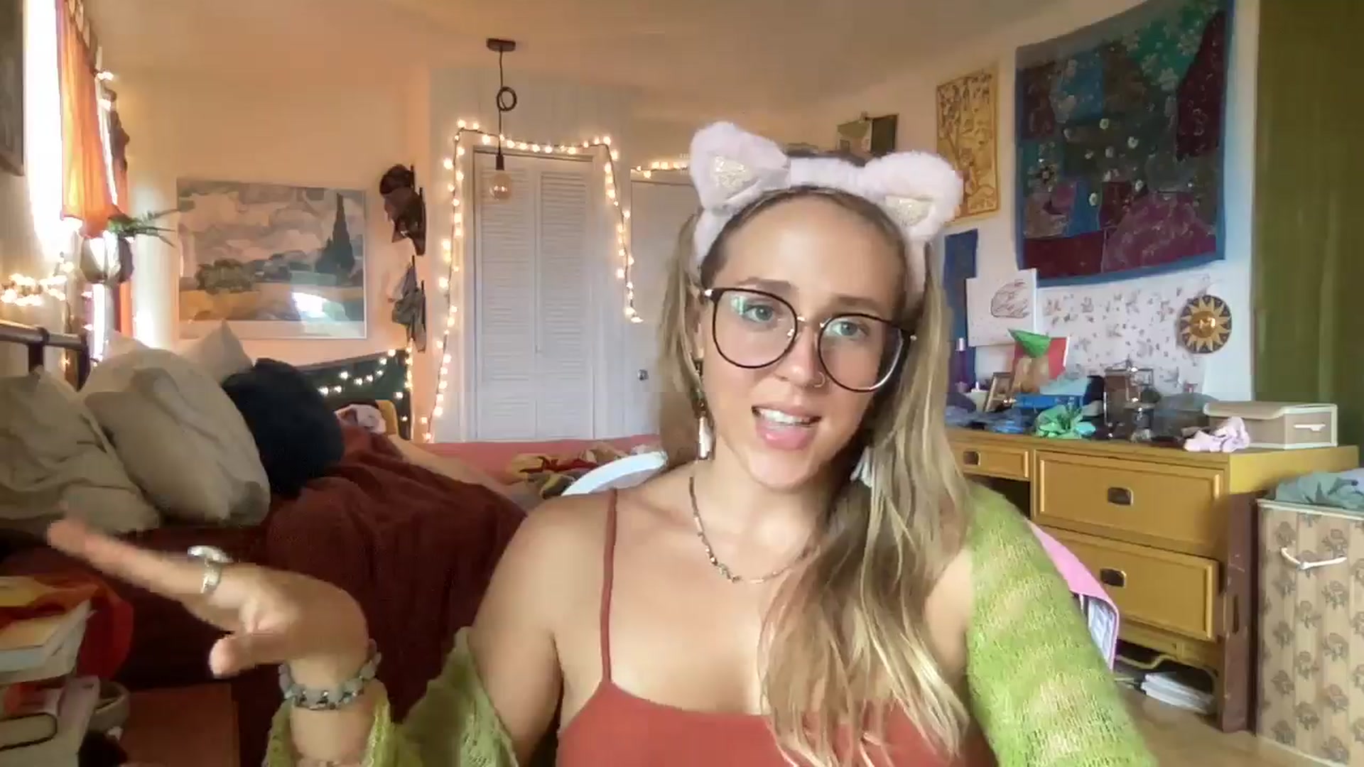 Gallery image thumbnail from PrincessElla_'s myfreecams stream on, 07/06/2024, 22:58 image 6 of 20