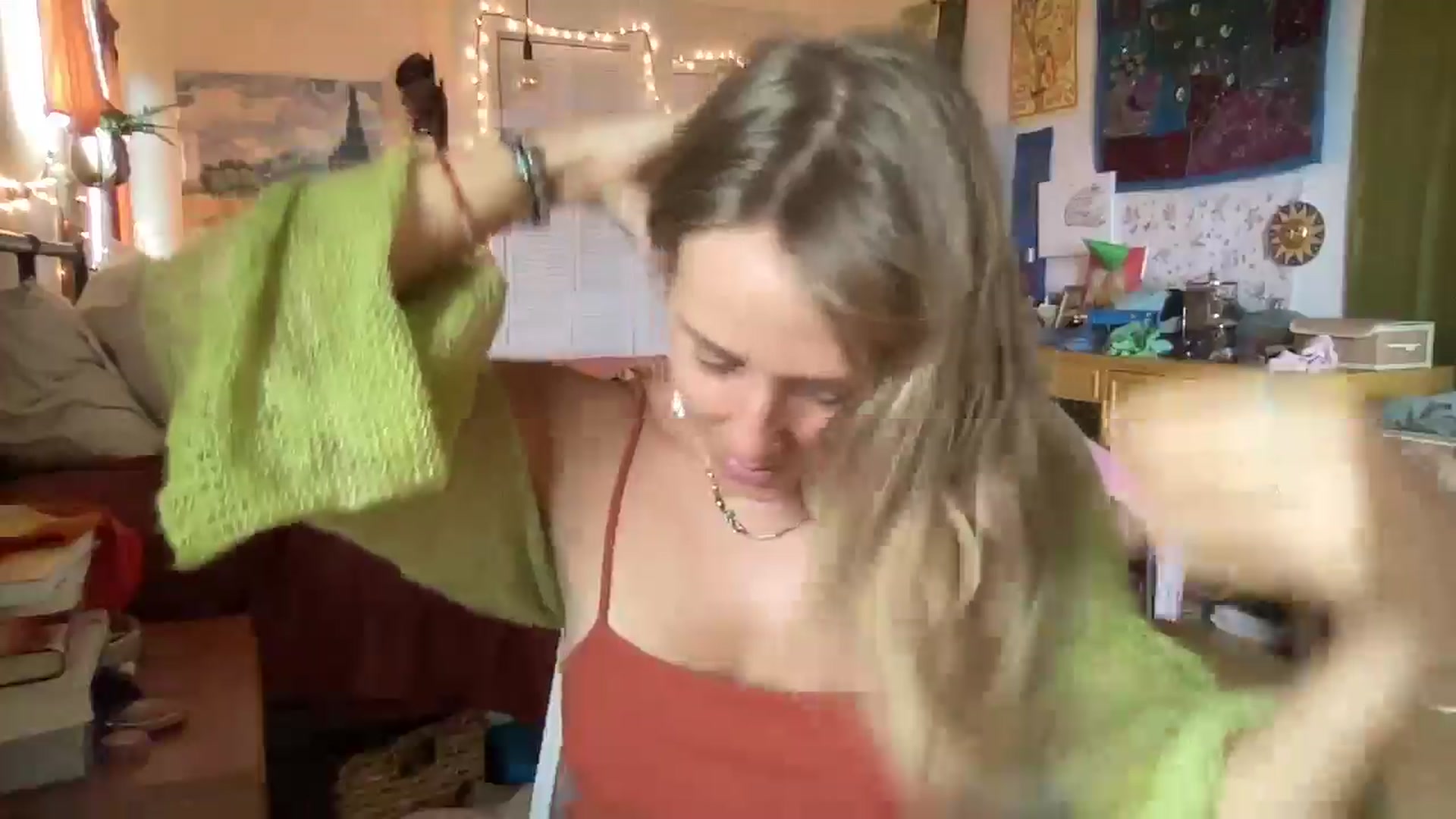 Gallery image thumbnail from PrincessElla_'s myfreecams stream on, 07/06/2024, 22:58 image 7 of 20