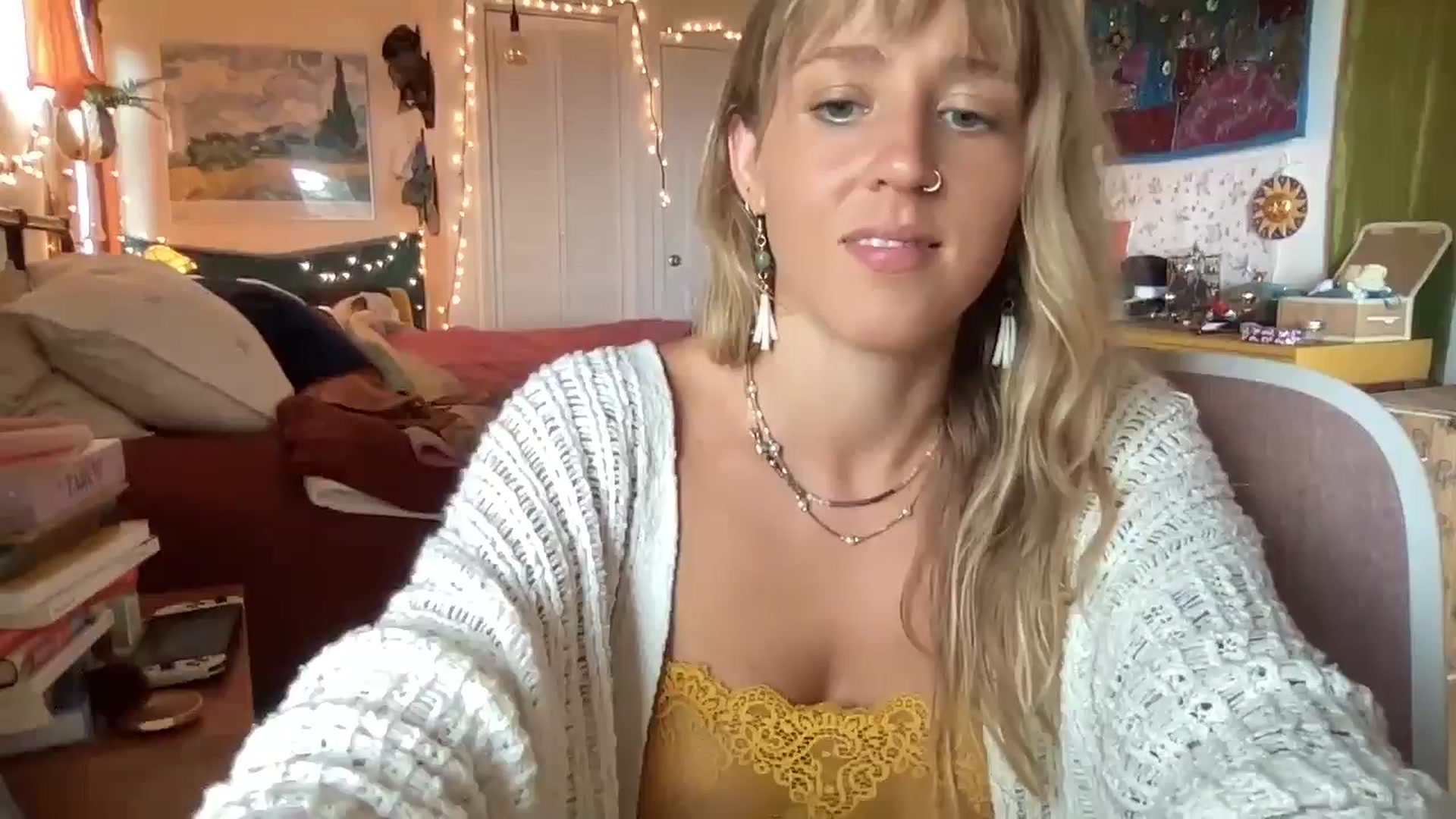 Gallery image thumbnail from PrincessElla_'s myfreecams stream on, 07/10/2024, 03:19 image 7 of 20