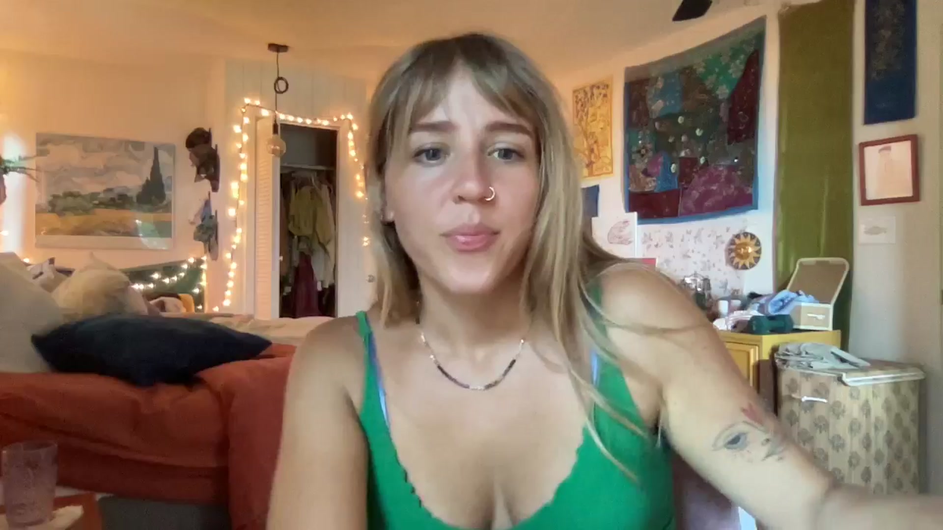Gallery image thumbnail from PrincessElla_'s myfreecams stream on, 07/18/2024, 19:31 image 4 of 20
