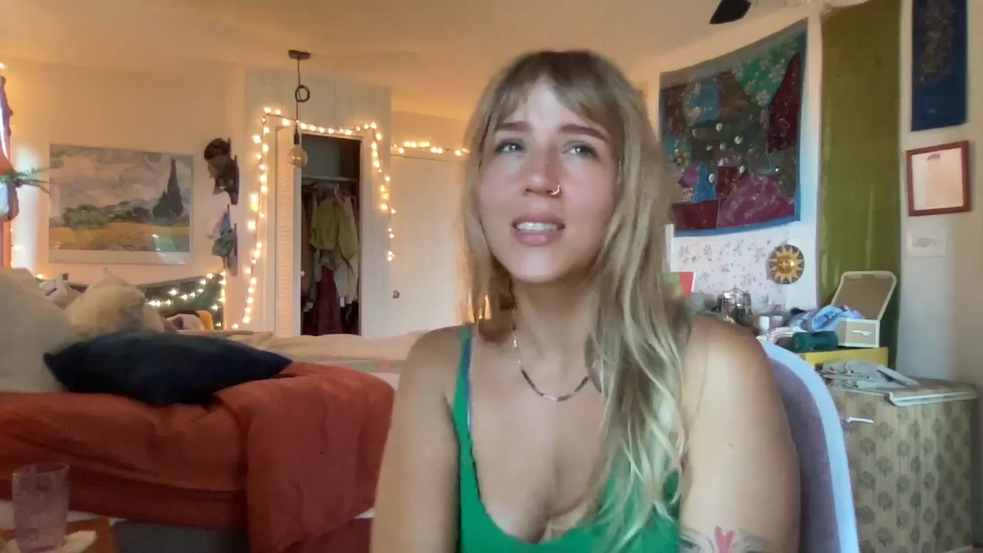 Gallery image thumbnail from PrincessElla_'s myfreecams stream on, 07/18/2024, 19:31 image 3 of 20