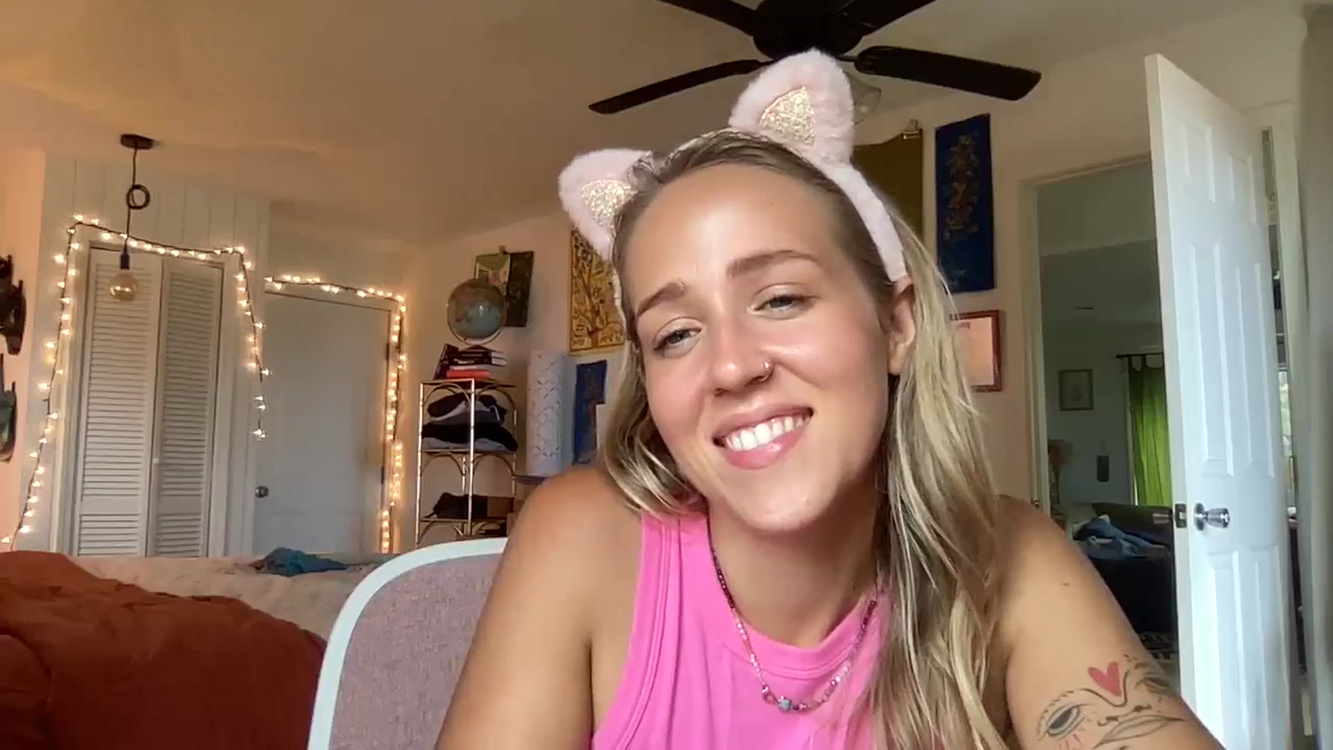 Gallery image thumbnail from PrincessElla_'s myfreecams stream on, 07/27/2024, 21:20 image 7 of 20