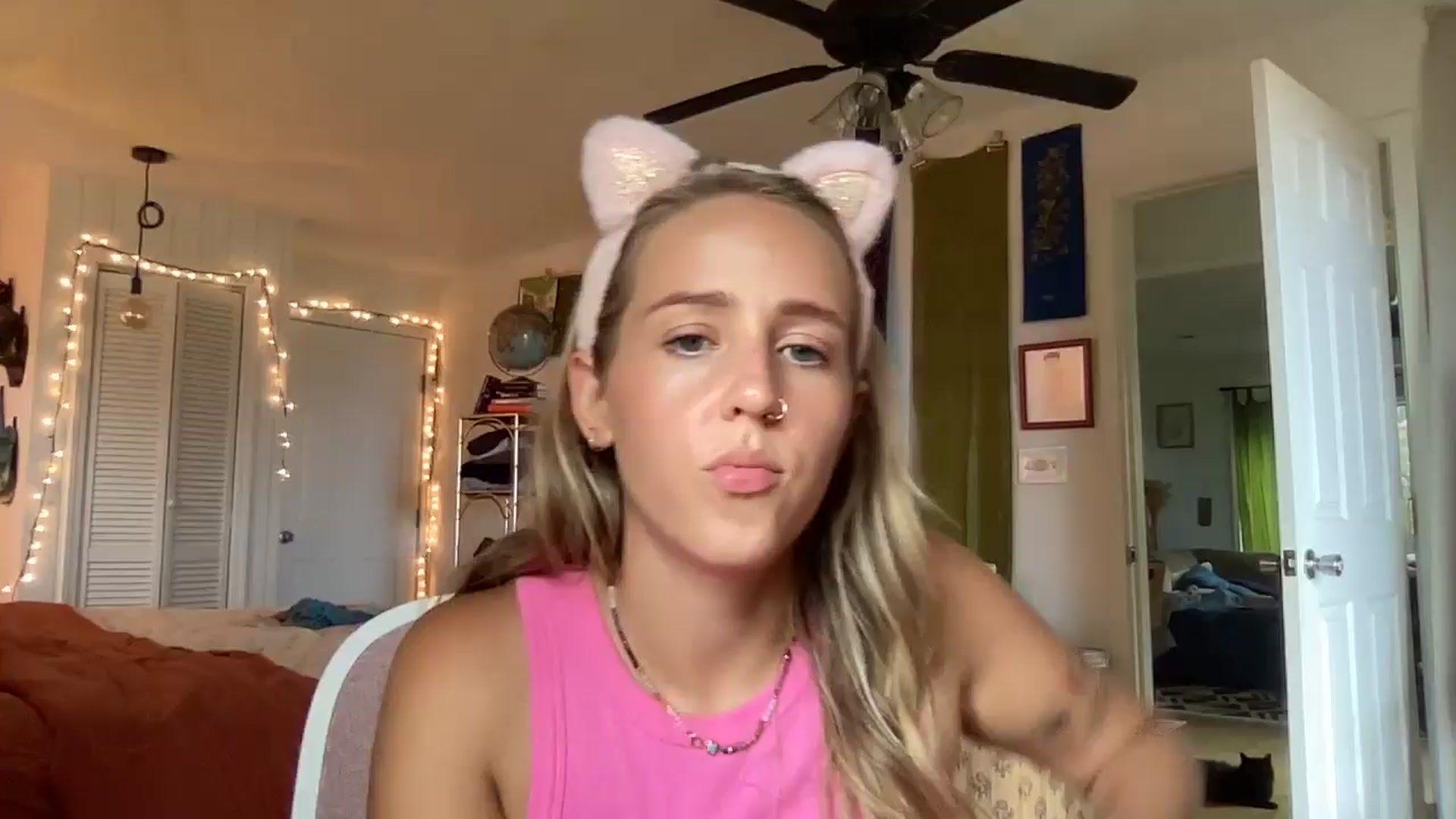 Gallery image thumbnail from PrincessElla_'s myfreecams stream on, 07/27/2024, 21:20 image 16 of 20