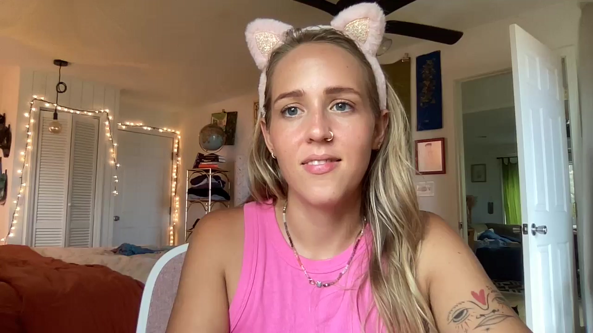 Gallery image thumbnail from PrincessElla_'s myfreecams stream on, 07/27/2024, 21:20 image 6 of 20