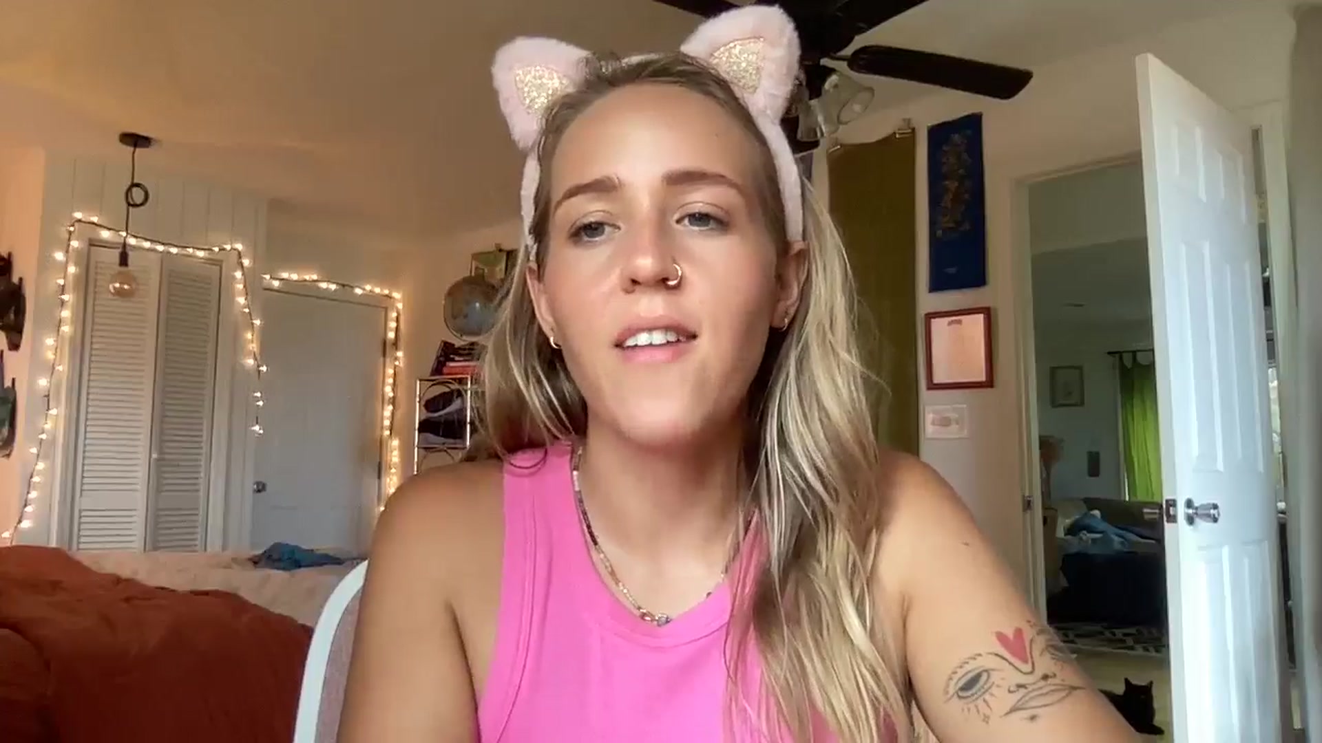 Gallery image thumbnail from PrincessElla_'s myfreecams stream on, 07/27/2024, 21:20 image 4 of 20