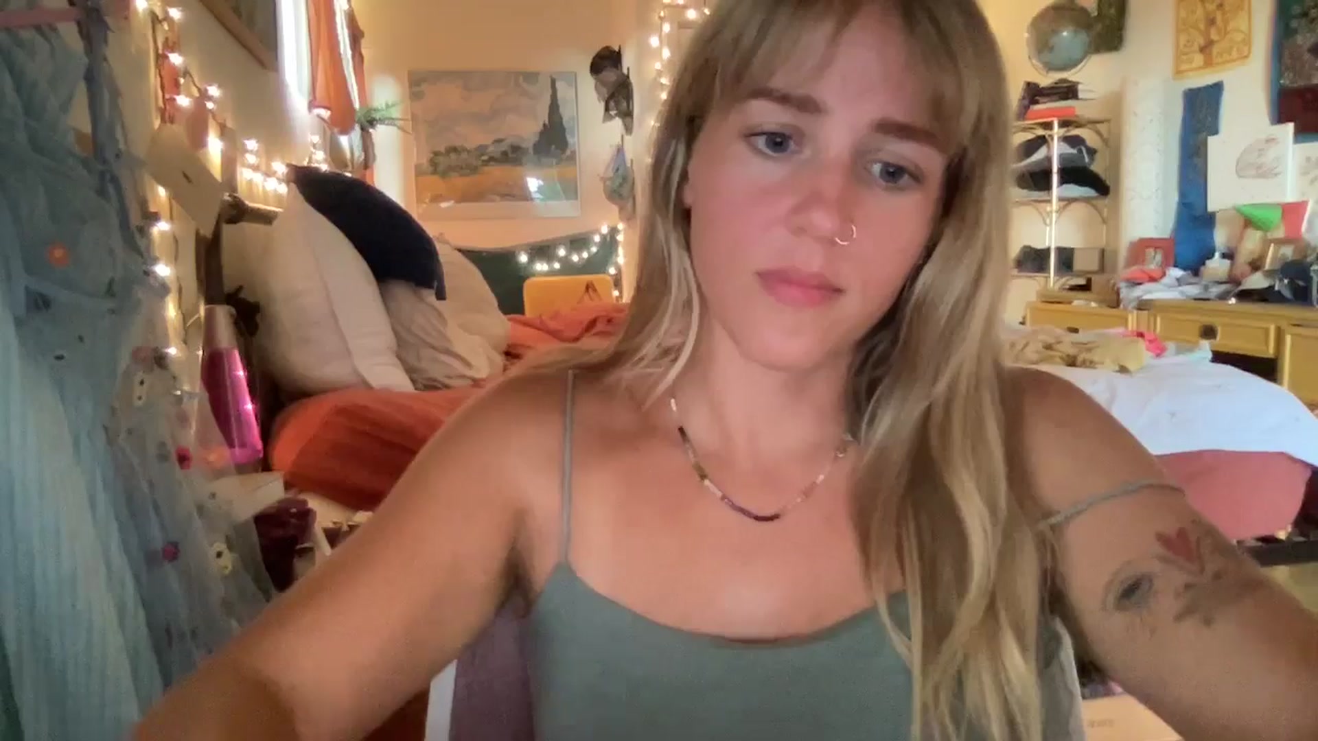 Gallery image thumbnail from PrincessElla_'s myfreecams stream on, 07/30/2024, 04:13 image 14 of 20