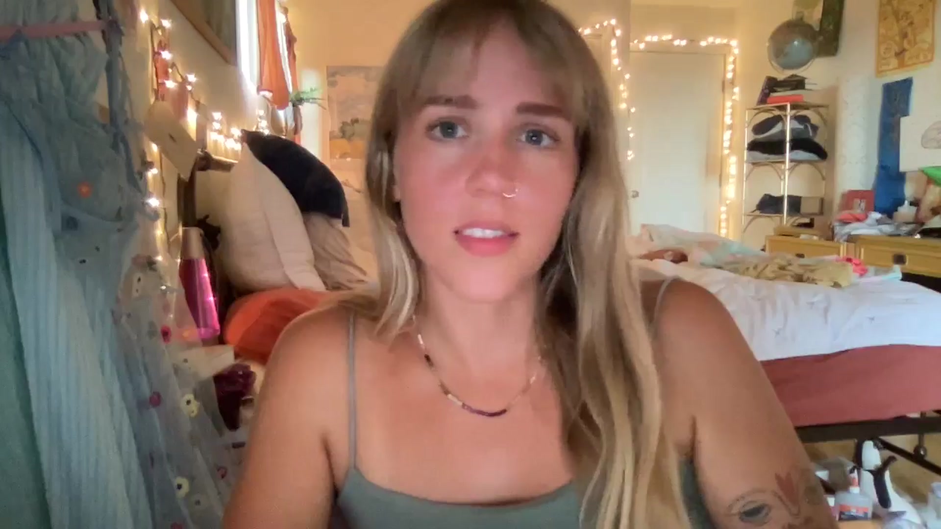 Gallery image thumbnail from PrincessElla_'s myfreecams stream on, 07/30/2024, 04:13 image 17 of 20