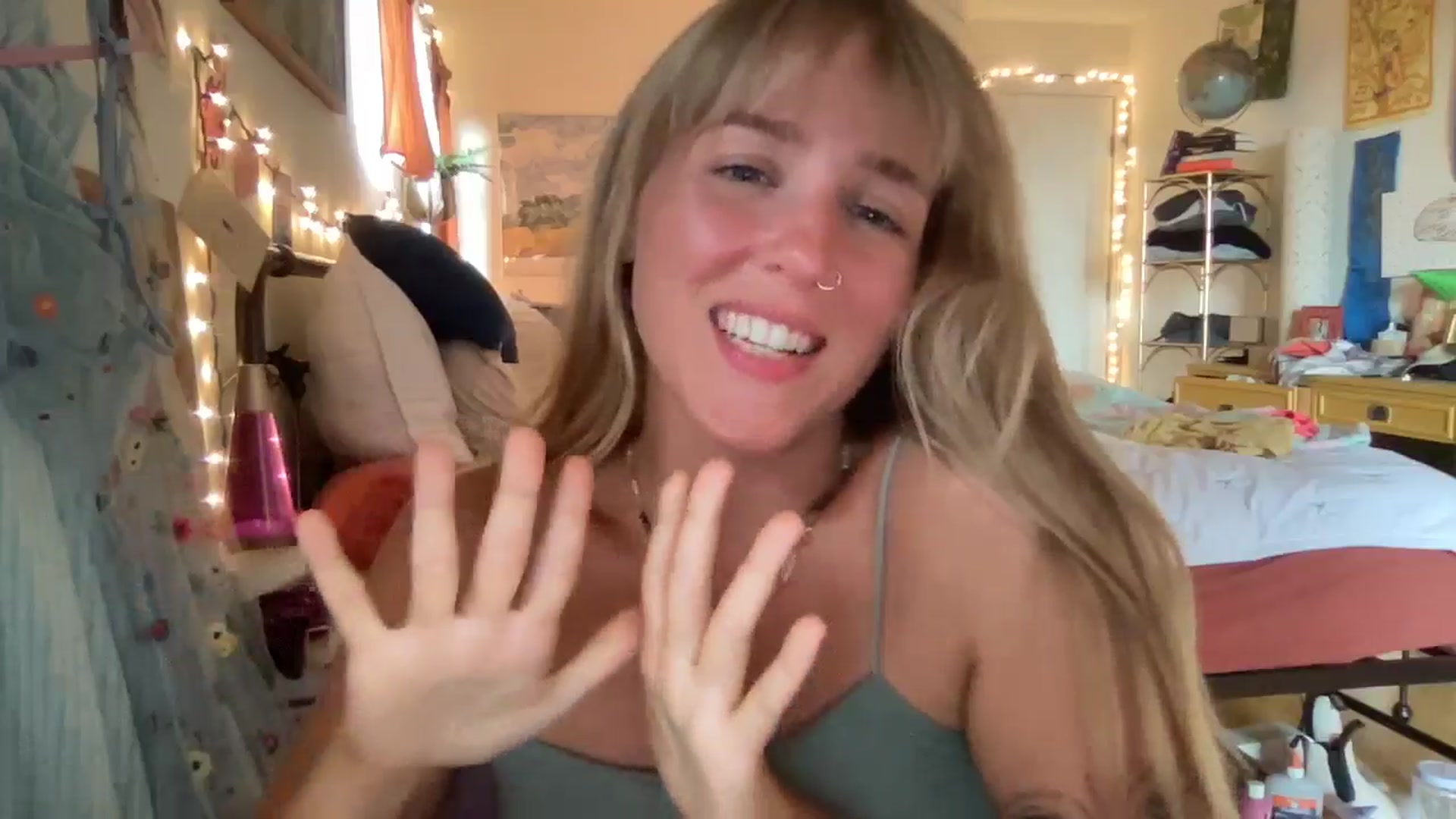 Gallery image thumbnail from PrincessElla_'s myfreecams stream on, 07/30/2024, 04:13 image 3 of 20
