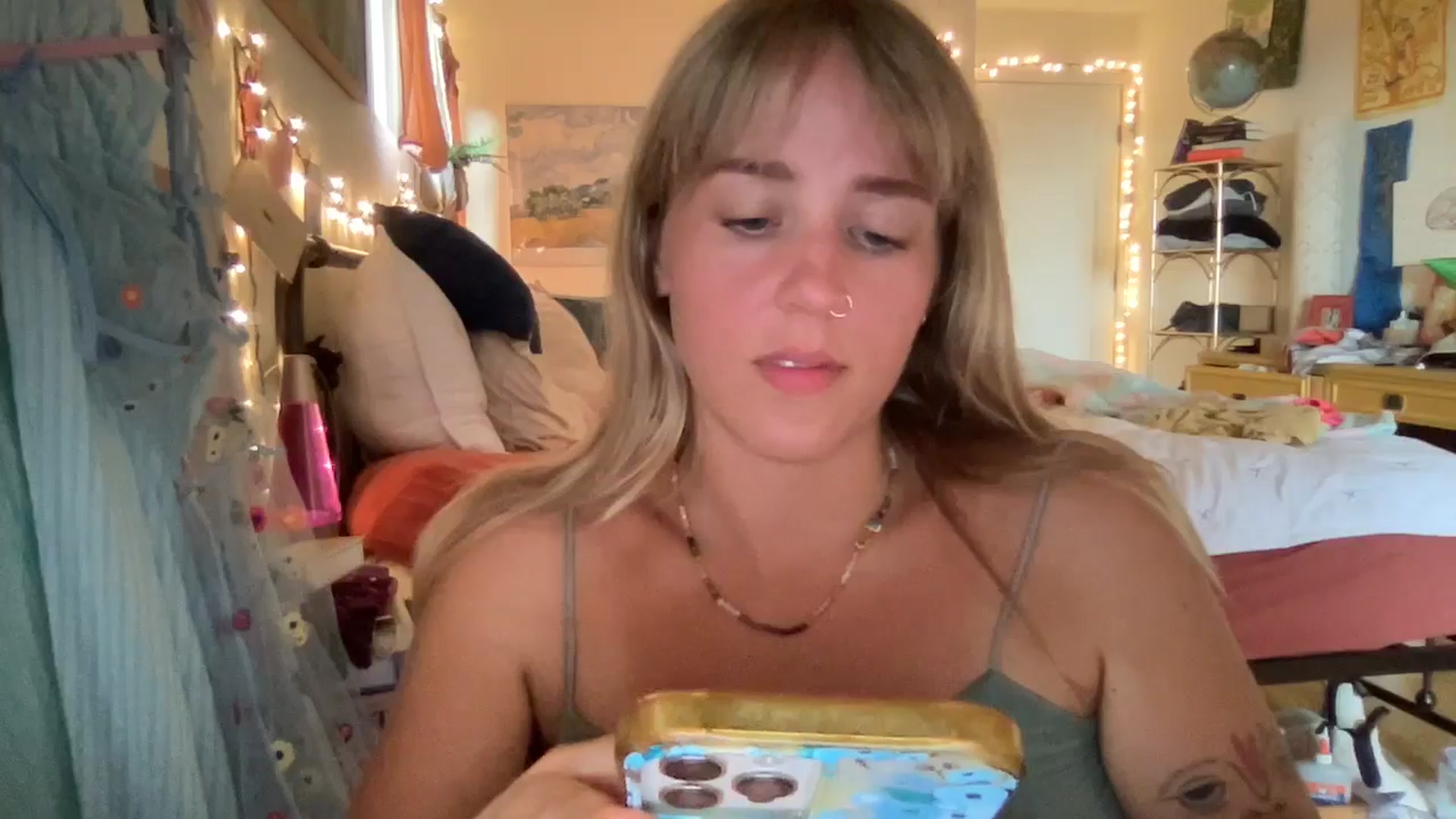 Gallery image thumbnail from PrincessElla_'s myfreecams stream on, 07/30/2024, 04:13 image 18 of 20