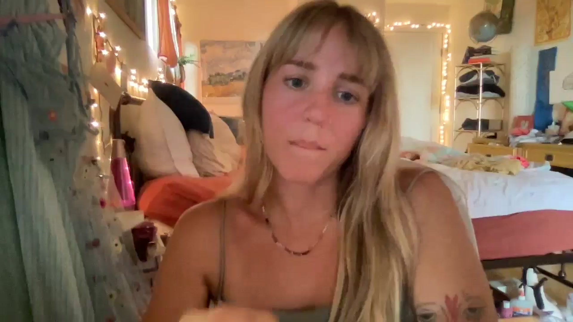 Gallery image thumbnail from PrincessElla_'s myfreecams stream on, 07/30/2024, 04:13 image 20 of 20