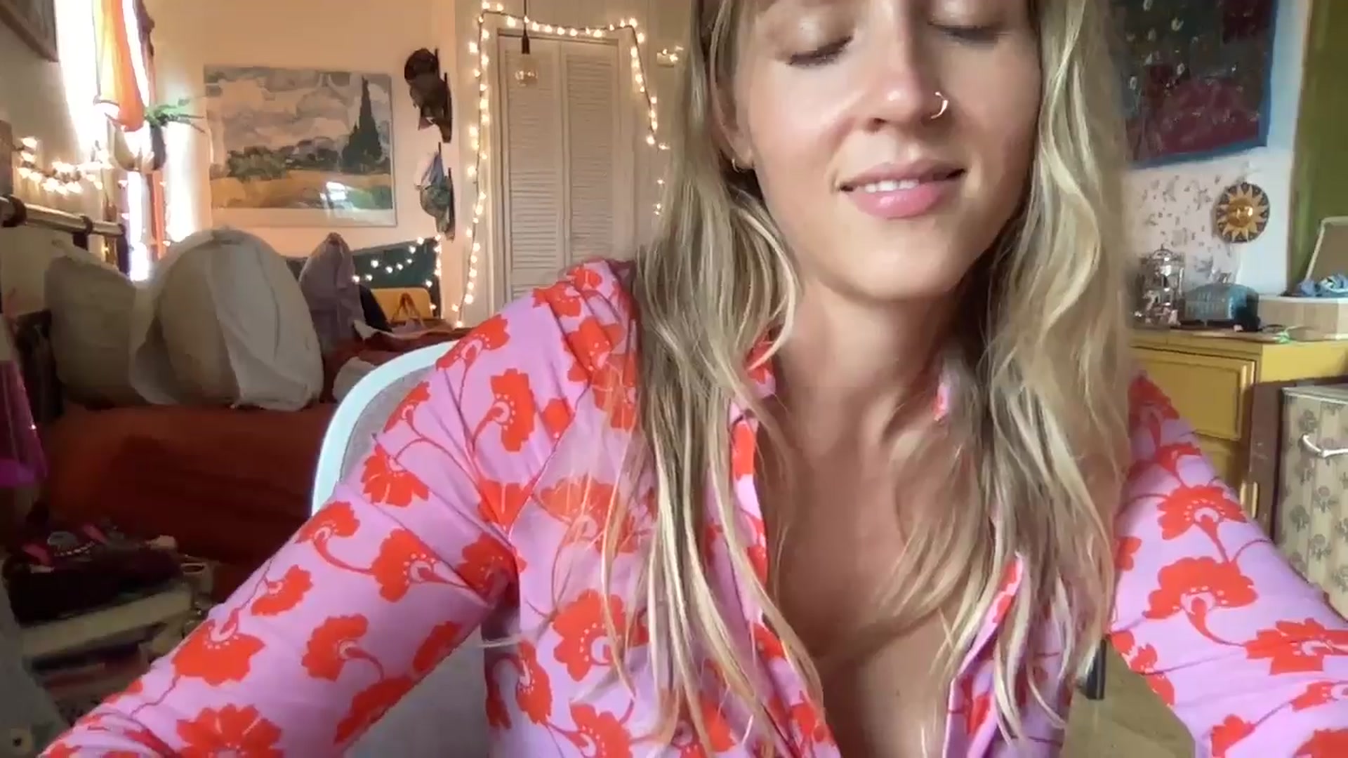 Gallery image thumbnail from PrincessElla_'s myfreecams stream on, 08/07/2024, 02:42 image 12 of 20