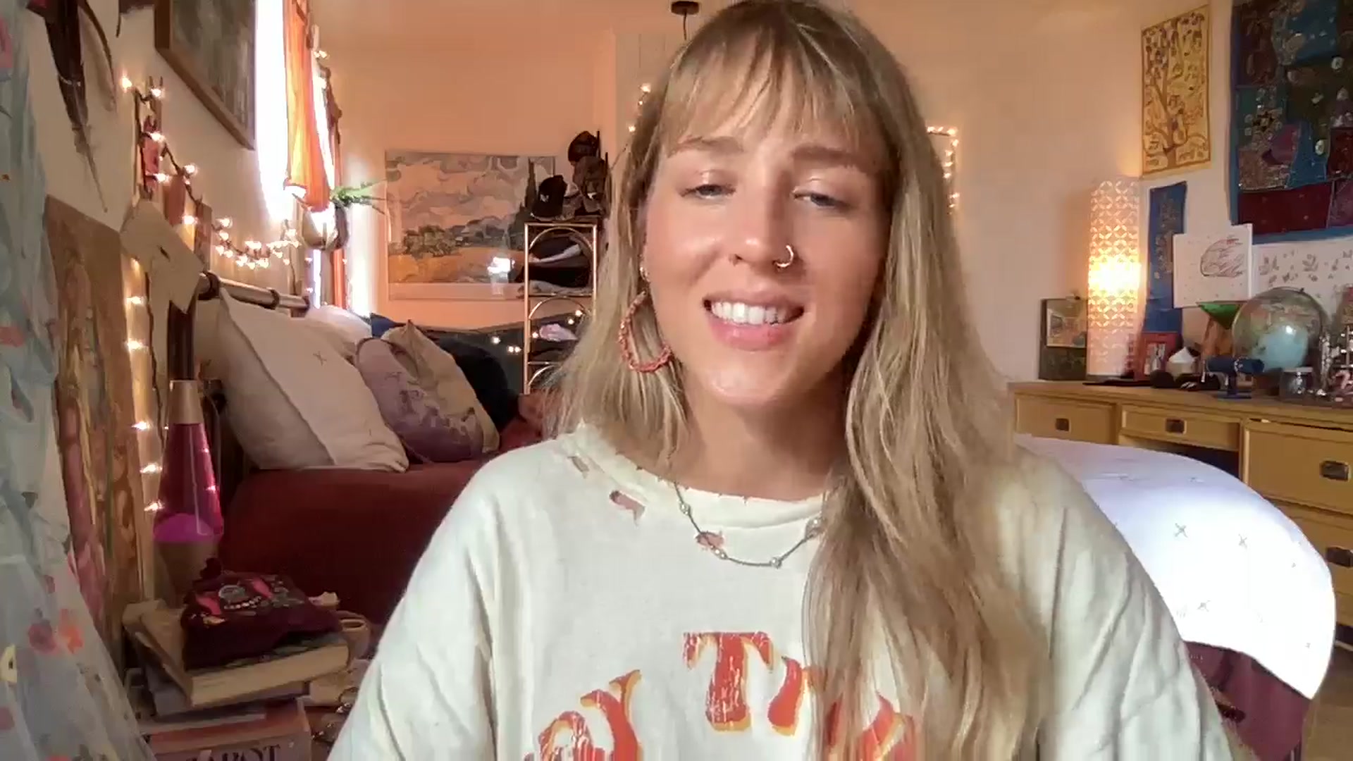 Gallery image thumbnail from PrincessElla_'s myfreecams stream on, 08/08/2024, 02:46 image 10 of 20