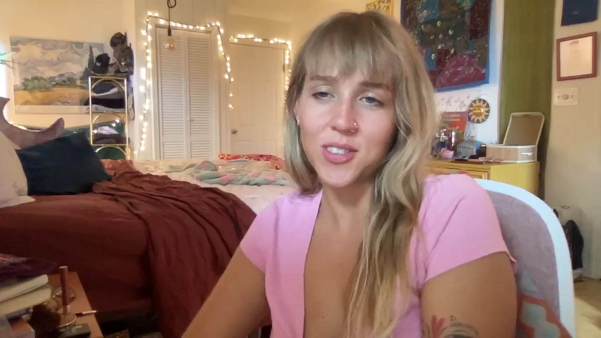 Gallery image thumbnail from PrincessElla_'s myfreecams stream on, 08/11/2024, 24:01 image 3 of 20