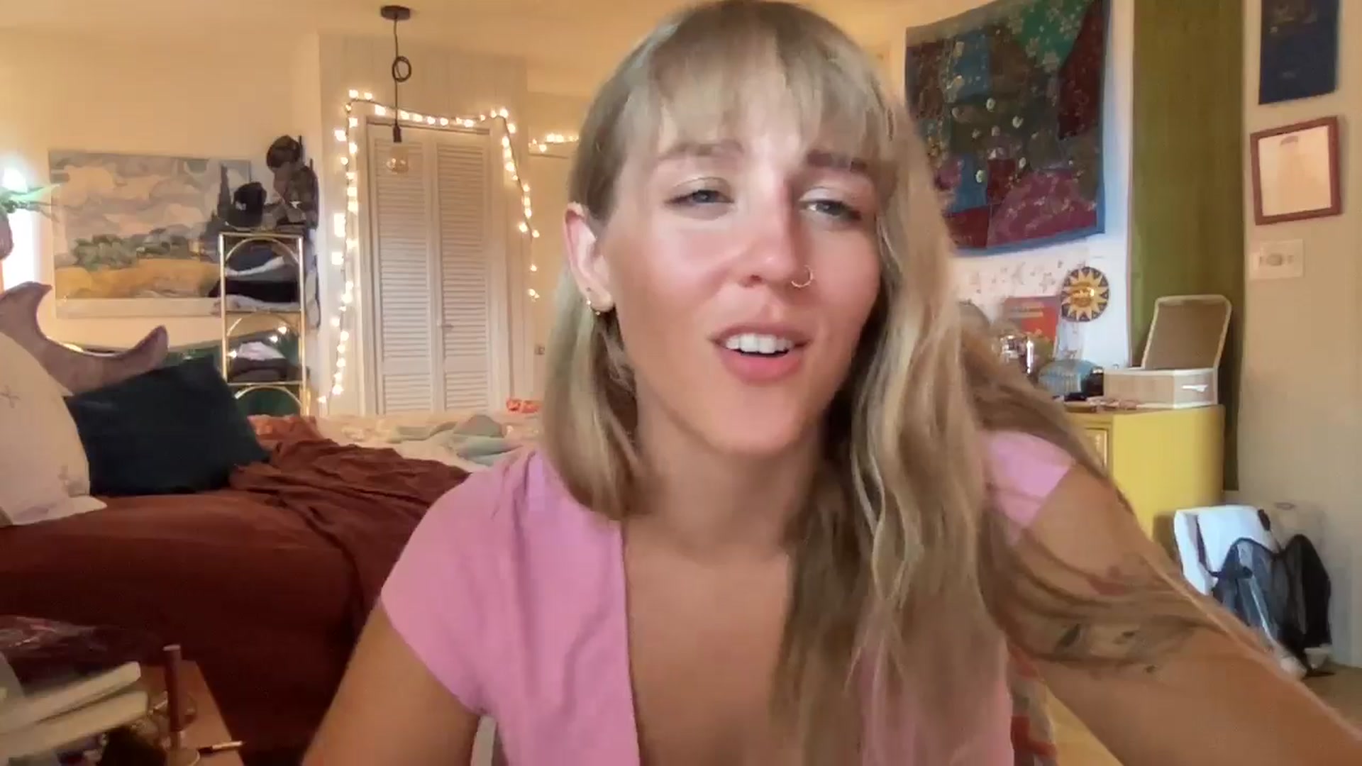 Gallery image thumbnail from PrincessElla_'s myfreecams stream on, 08/11/2024, 24:01 image 8 of 20