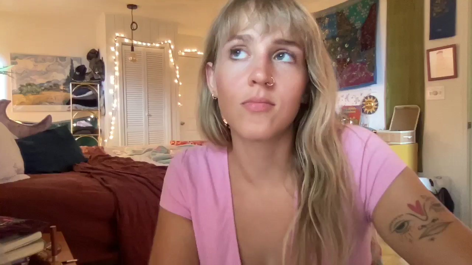 Gallery image thumbnail from PrincessElla_'s myfreecams stream on, 08/11/2024, 24:01 image 7 of 20