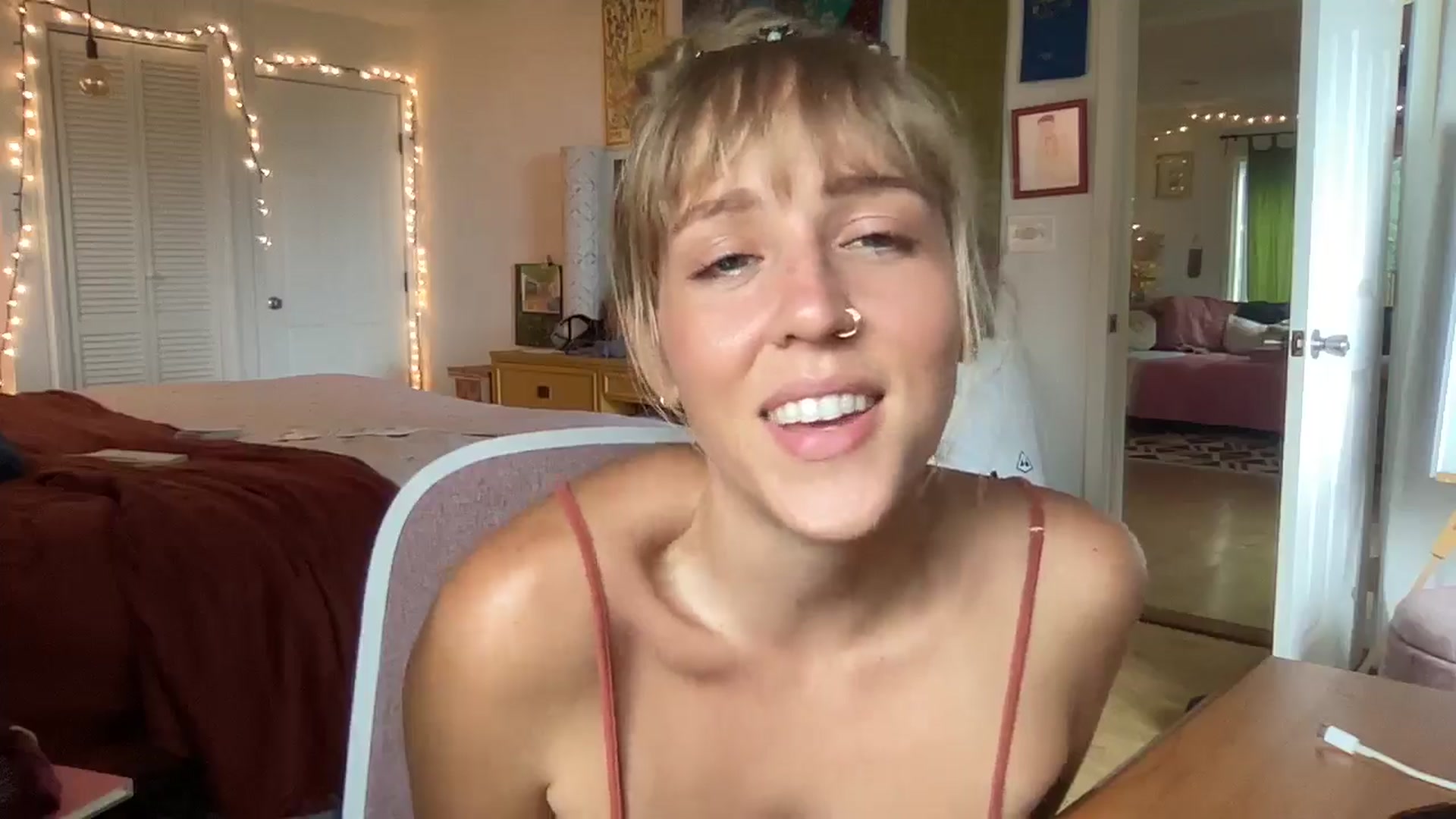 Gallery image thumbnail from PrincessElla_'s myfreecams stream on, 08/14/2024, 24:03 image 12 of 20