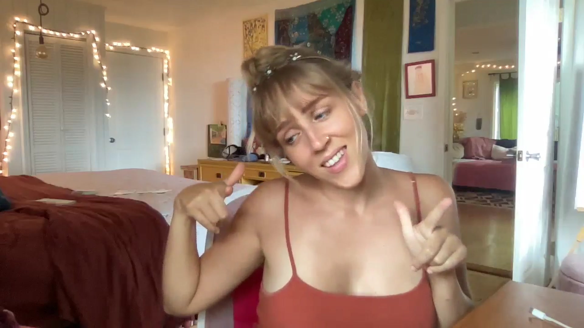 Gallery image thumbnail from PrincessElla_'s myfreecams stream on, 08/14/2024, 24:03 image 20 of 20