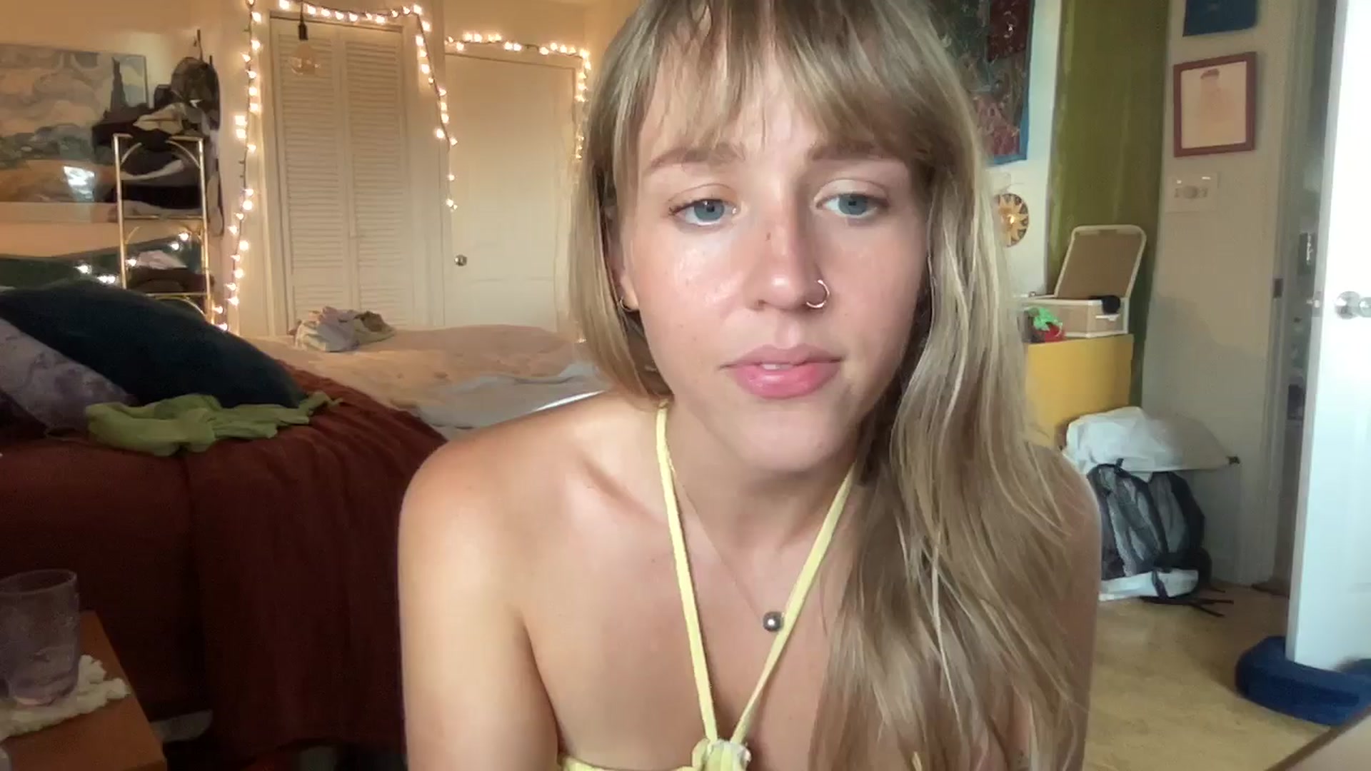 Gallery image thumbnail from PrincessElla_'s myfreecams stream on, 08/15/2024, 04:07 image 13 of 20