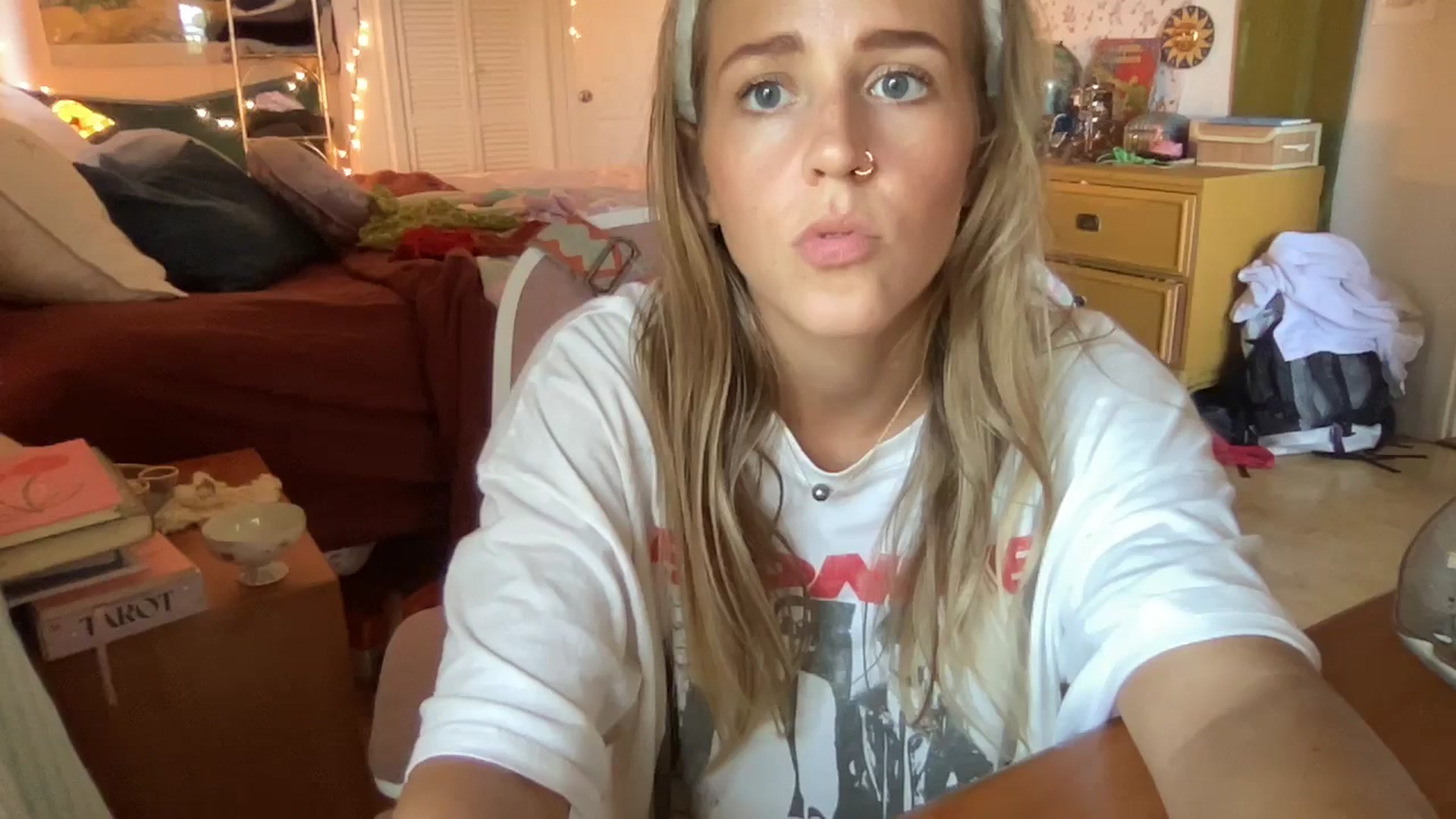 Gallery image thumbnail from PrincessElla_'s myfreecams stream on, 08/16/2024, 22:16 image 10 of 20