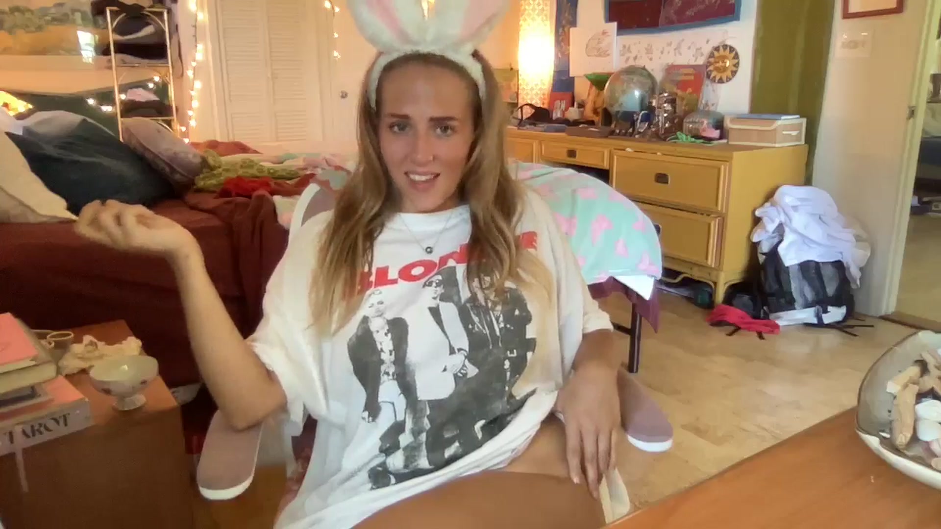 Gallery image thumbnail from PrincessElla_'s myfreecams stream on, 08/16/2024, 22:16 image 9 of 20