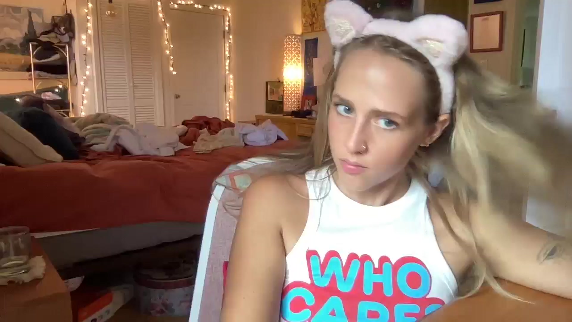 Gallery image thumbnail from PrincessElla_'s myfreecams stream on, 08/20/2024, 23:28 image 7 of 20