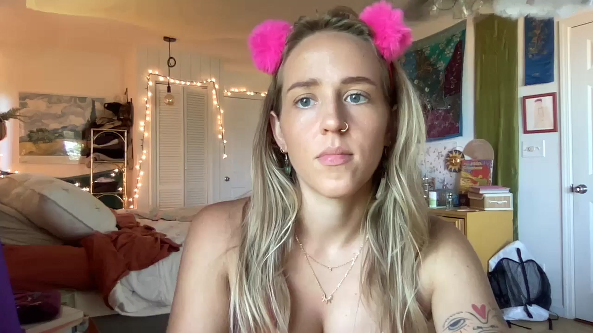 Gallery image thumbnail from PrincessElla_'s myfreecams stream on, 08/28/2024, 21:59 image 14 of 20