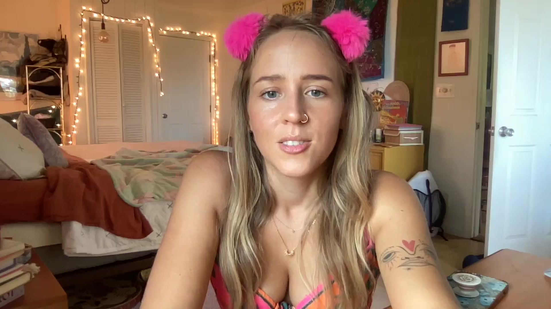 Gallery image thumbnail from PrincessElla_'s myfreecams stream on, 08/29/2024, 22:26 image 18 of 20
