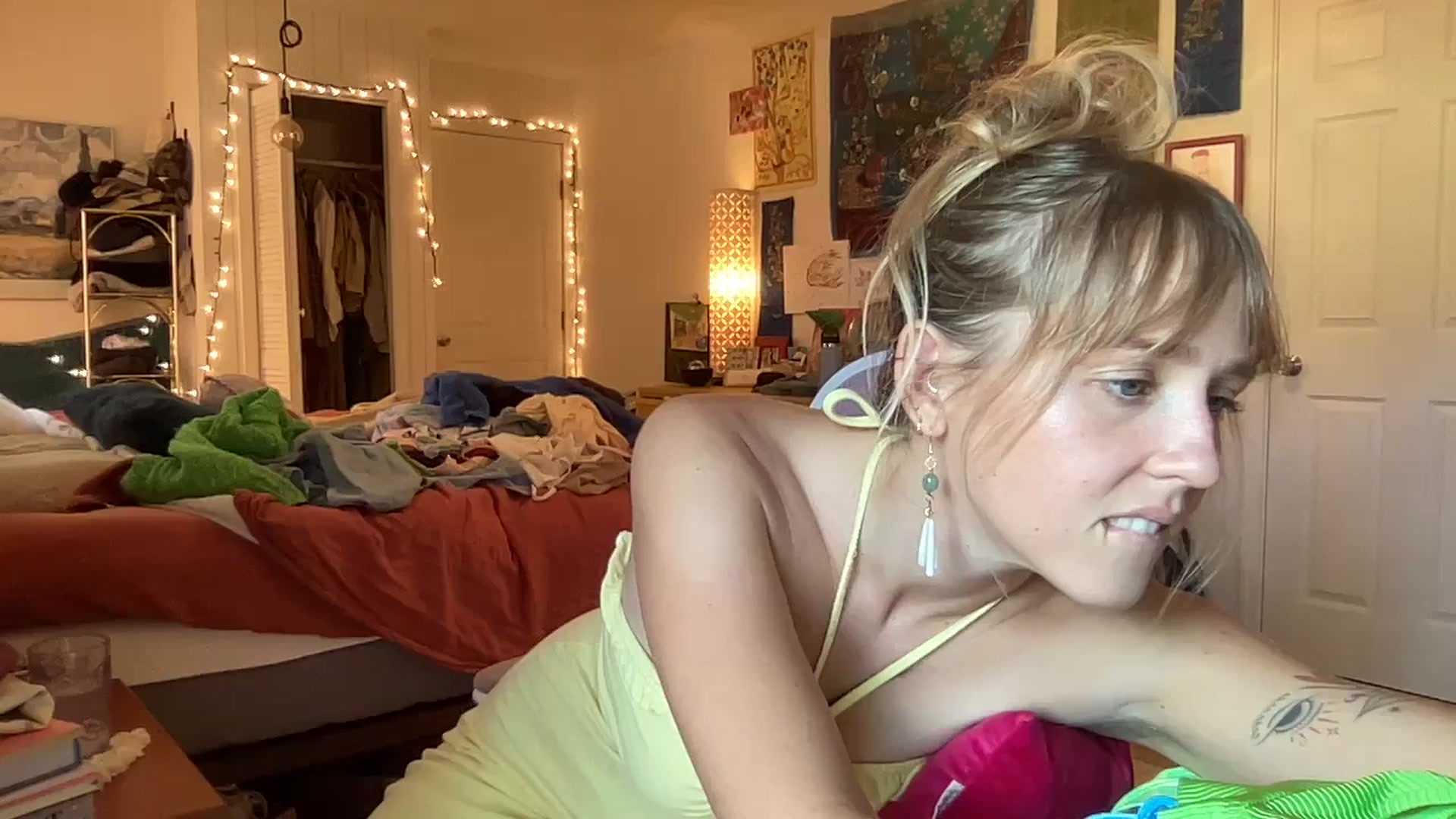 Gallery image thumbnail from PrincessElla_'s myfreecams stream on, 09/07/2024, 24:44 image 6 of 20