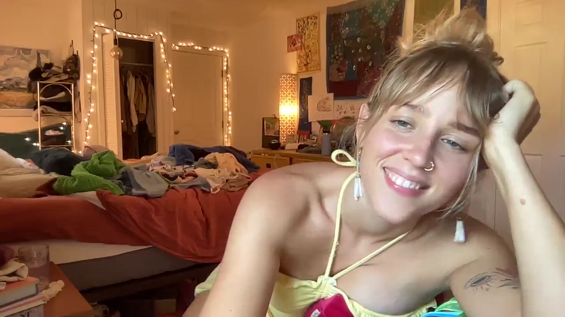 Gallery image thumbnail from PrincessElla_'s myfreecams stream on, 09/07/2024, 24:44 image 11 of 20