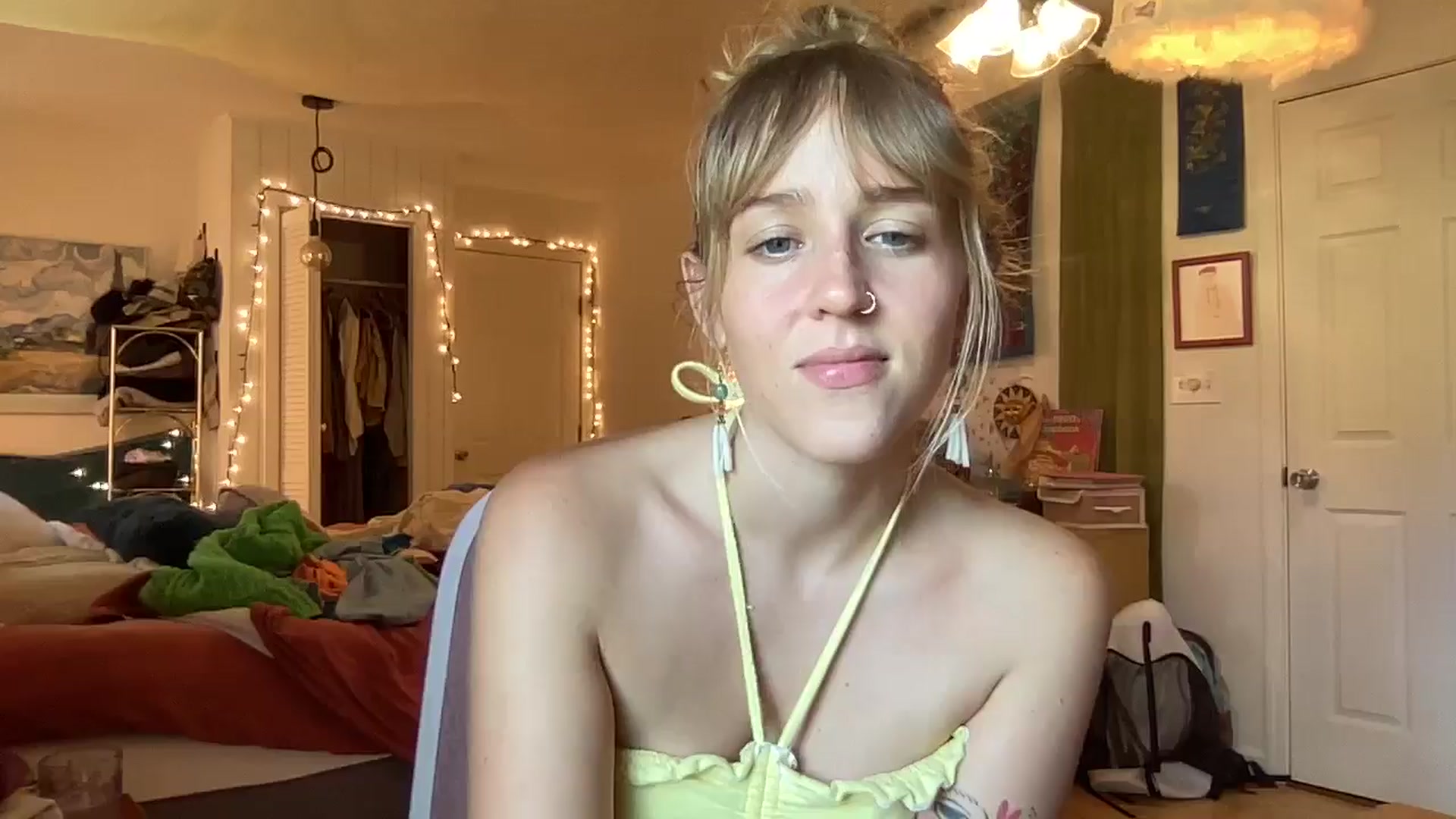 Gallery image thumbnail from PrincessElla_'s myfreecams stream on, 09/07/2024, 24:44 image 1 of 20