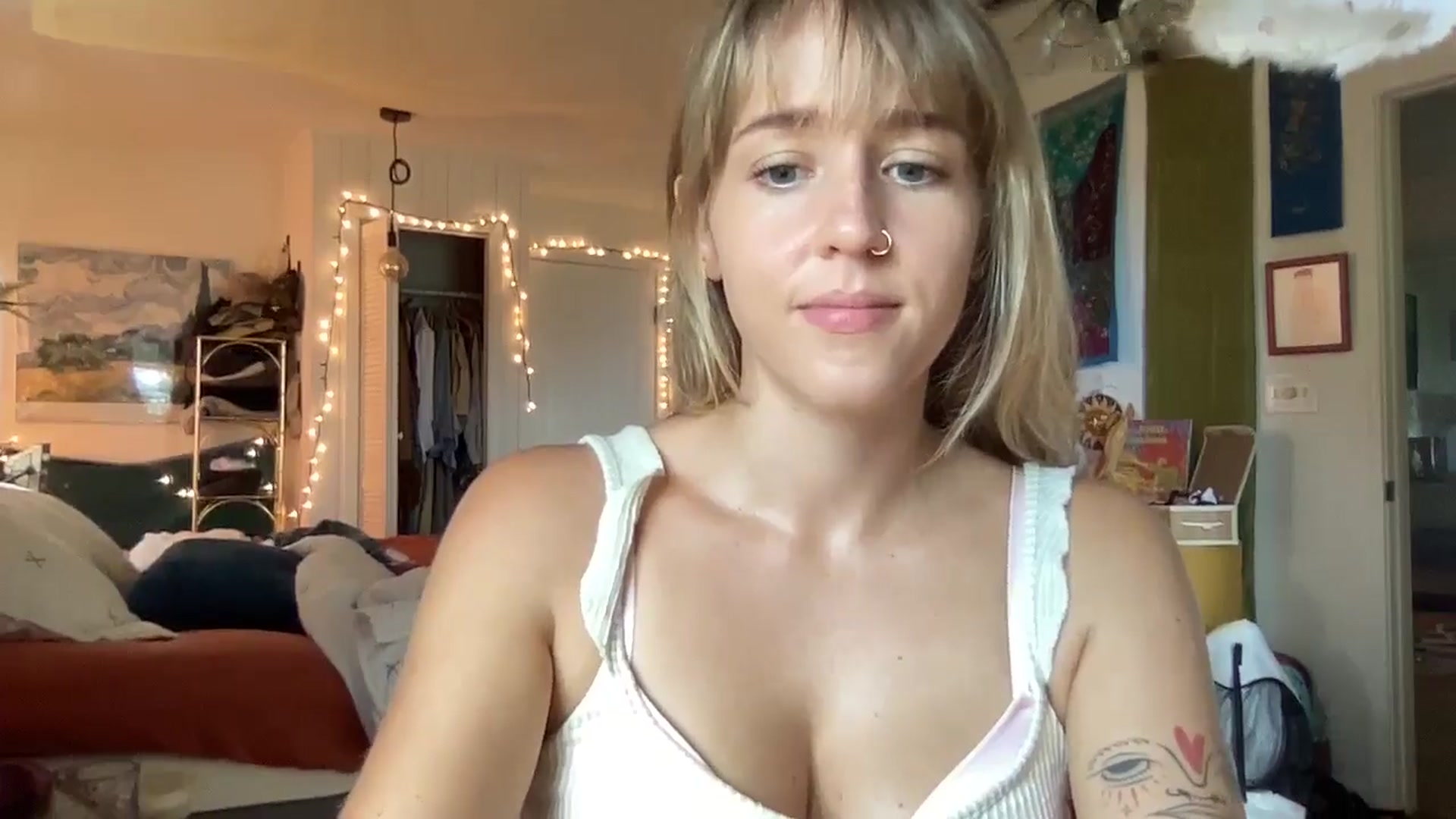 Gallery image thumbnail from PrincessElla_'s myfreecams stream on, 09/07/2024, 21:12 image 7 of 20