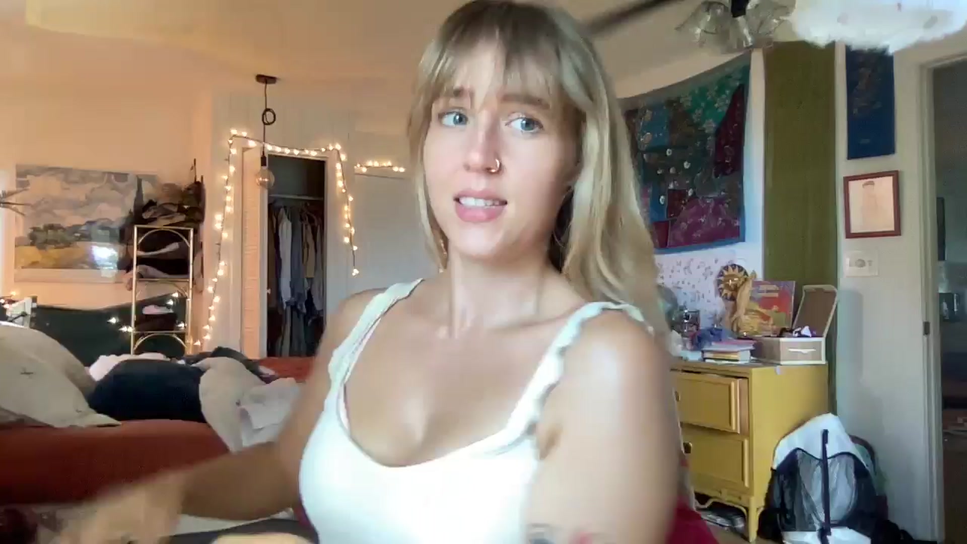Gallery image thumbnail from PrincessElla_'s myfreecams stream on, 09/07/2024, 21:12 image 8 of 20