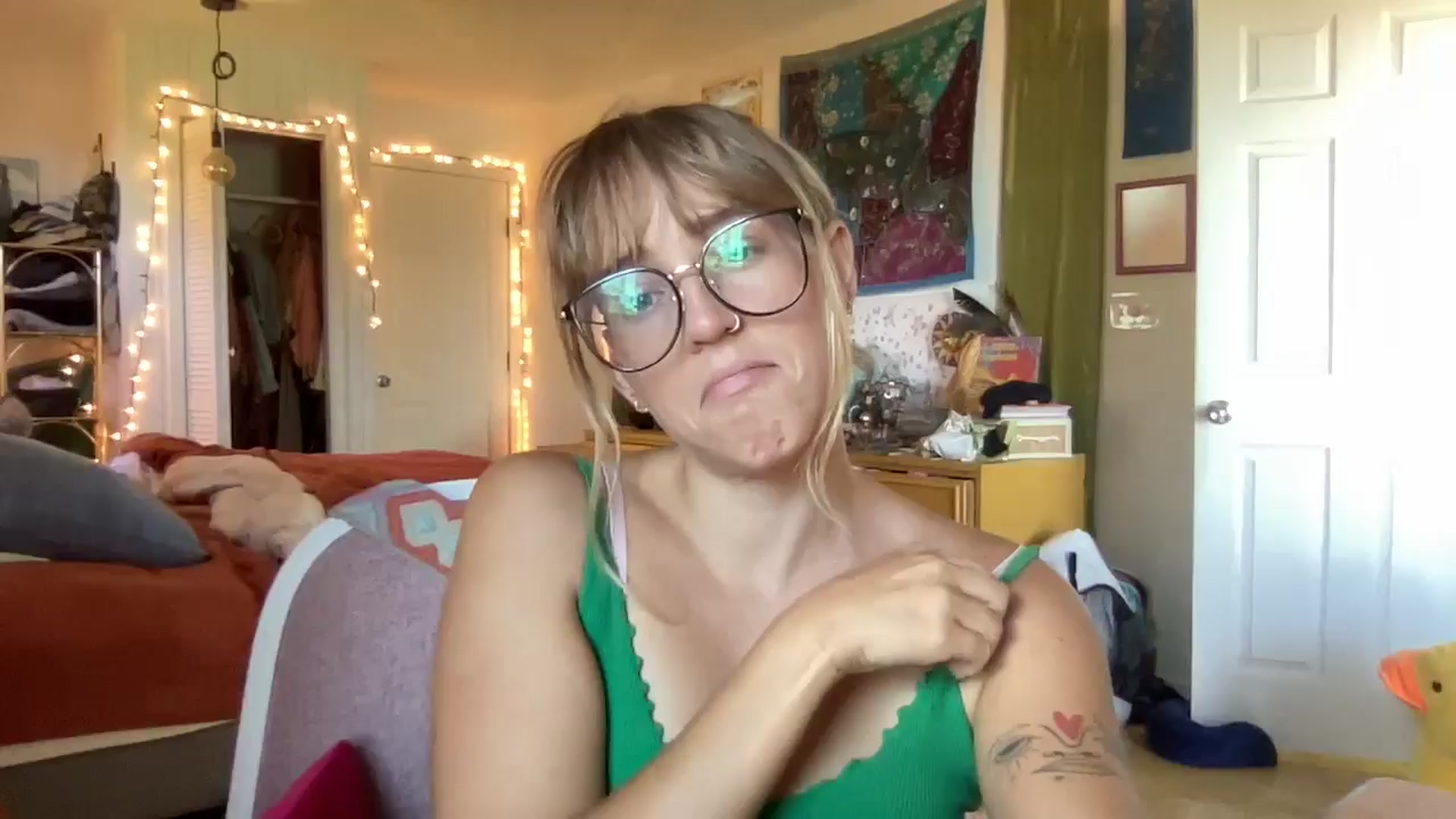 Gallery image thumbnail from PrincessElla_'s myfreecams stream on, 09/10/2024, 21:23 image 14 of 20