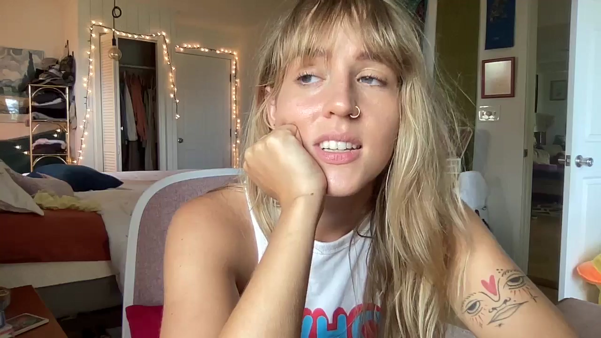 Gallery image thumbnail from PrincessElla_'s myfreecams stream on, 09/12/2024, 23:14 image 12 of 20