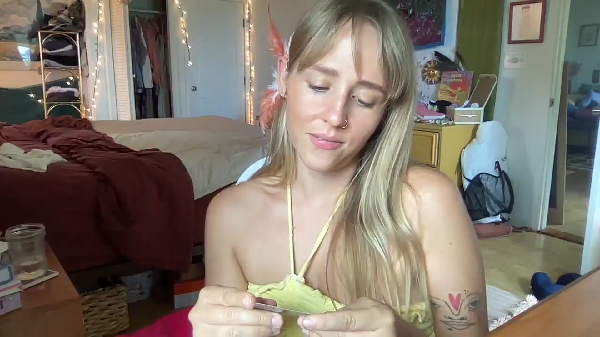 Gallery image thumbnail from PrincessElla_'s myfreecams stream on, 09/14/2024, 22:59 image 14 of 20