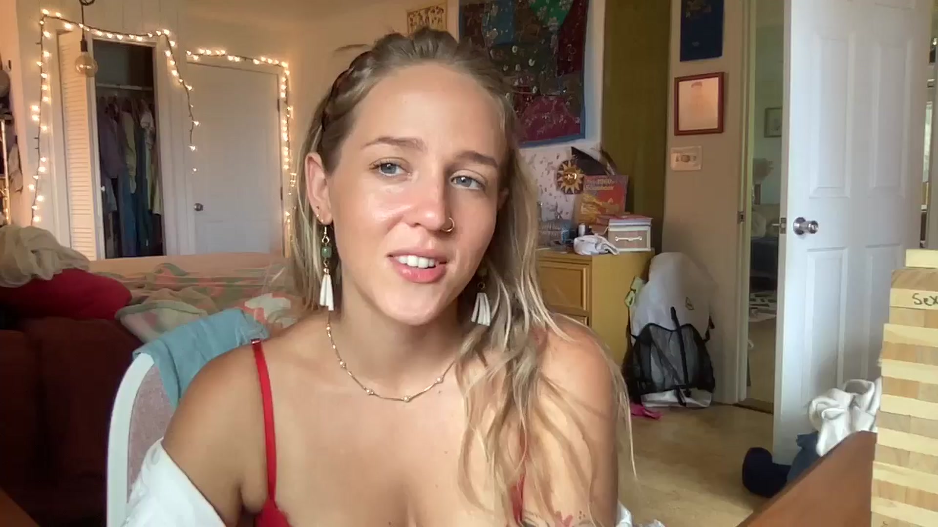 Gallery image thumbnail from PrincessElla_'s myfreecams stream on, 09/24/2024, 23:14 image 1 of 20