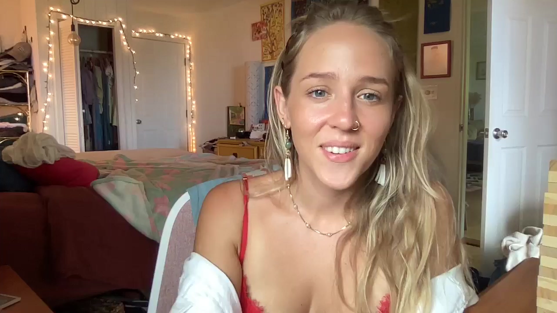 Gallery image thumbnail from PrincessElla_'s myfreecams stream on, 09/24/2024, 23:14 image 19 of 20